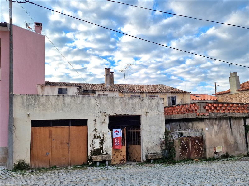 Moradia em Banda T3 Pinhel, Pinhel - 1462359 - 2