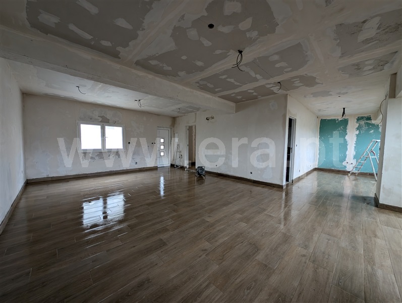 Moradia em Banda T3 / Pinhel