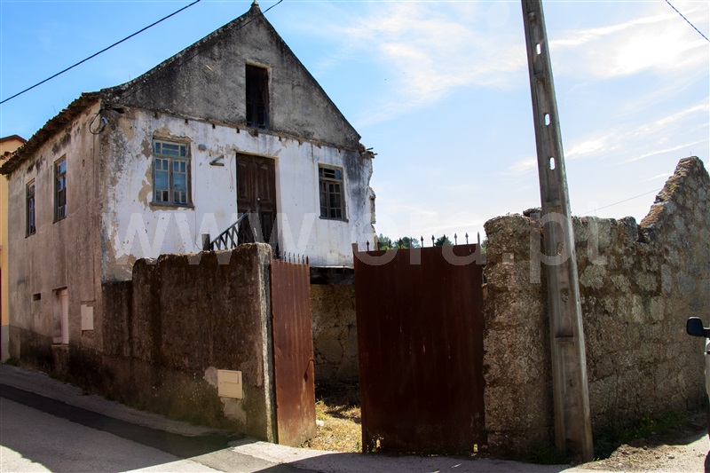 Moradia em Banda T3 / Santa Comba Dão, São João de Areias