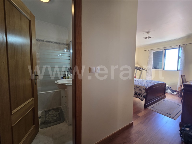 Moradia em Banda T2 Santa Cruz - 1500669 - 5