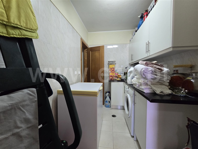 Moradia em Banda T2 Santa Cruz - 1500669 - 16