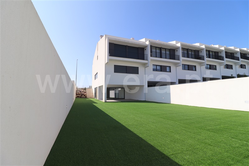 Moradia em Banda T3 com Nova Santa Maria da Feira, Escapães / Pigeiros - 1334877 - 10
