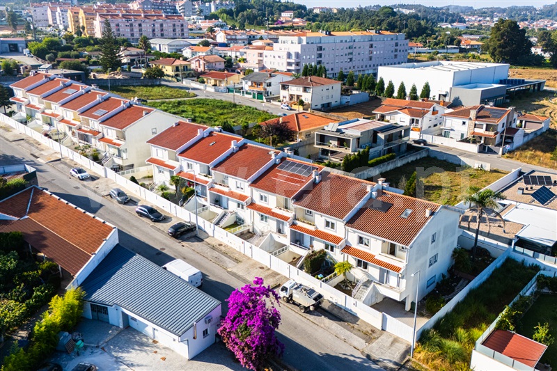 Moradia T3 à venda em Mozelos, Santa Maria da Feira — foto 2