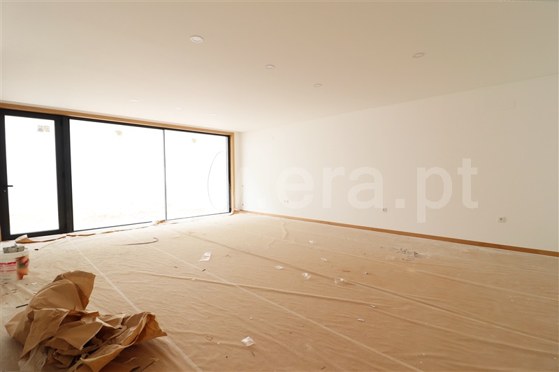 Moradia T3 à venda em Santa Maria da Feira, Travanca, Sanfins e Espargo, Santa Maria da Feira — foto 4