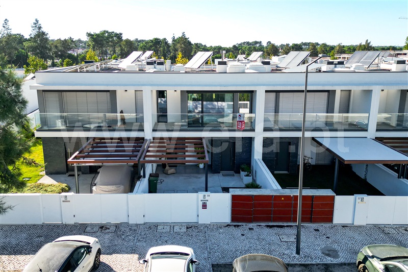 Moradia T3 à venda em Amora, Seixal — foto 2