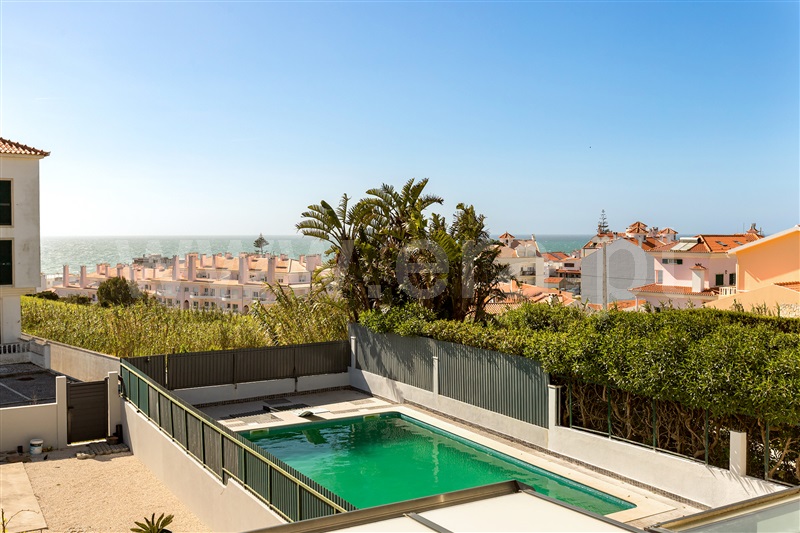 Moradia em Banda T3 / Sintra, Praia das Maçãs