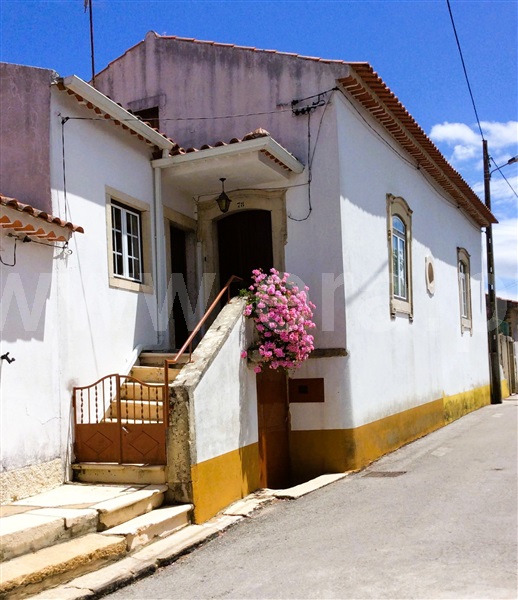 Moradia em Banda T3 / Tomar, Além da Ribeira e Pedreira