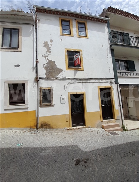 Moradia em Banda T3 / Torres Novas, Torres Novas (Santa Maria, Salvador e Santiago)