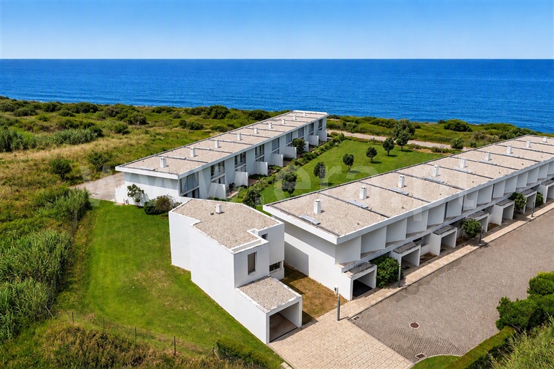 Moradia T3 em A dos Cunhados e Maceira, €495.000