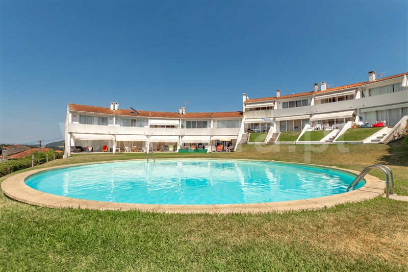 Moradia em Banda T3 / Vila Nova de Cerveira, Gondarém