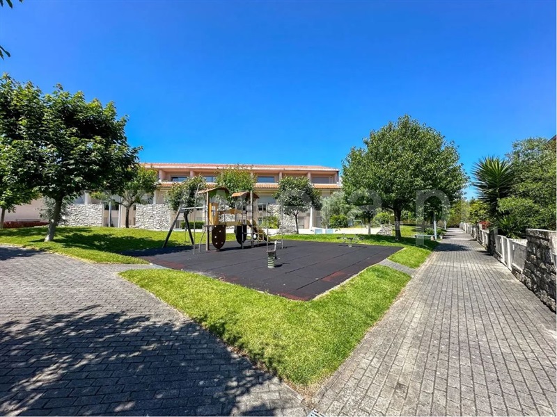 Moradia em Banda T3 Vila Nova de Famalicão, Antas e Abade de Vermoim - 1490688 - 2