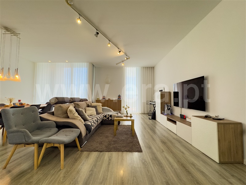 Moradia em Banda T3 / Vila Nova de Gaia, Murraceses