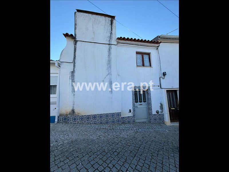 Moradia T4 em Avis, €59.500