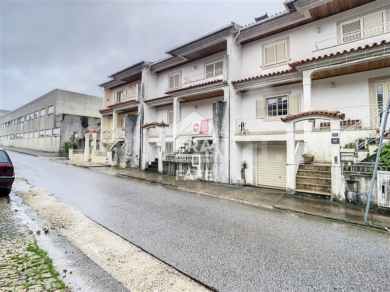 Moradia em Banda T4 Cabeceiras de Basto, Arco de Baúlhe e Vila Nune - 1368545 - 2