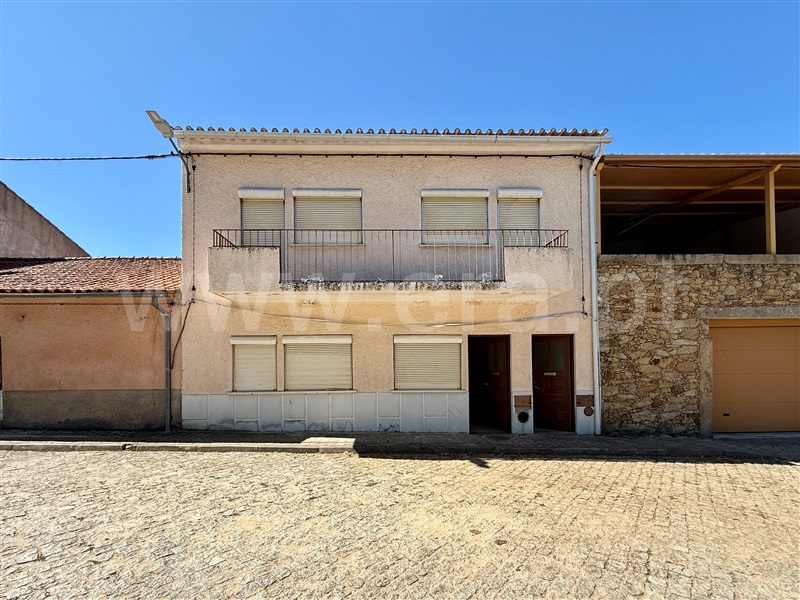 Moradia em Banda T4 Figueira de Castelo Rodrigo, Freixeda do Torrão, Quintã de Pêro Martins e Penha de Águia - 1499967 - 2