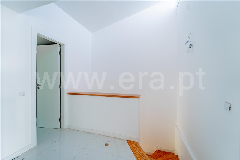 Moradia T4 à venda em Imaculado Coração de Maria, Funchal — foto 11