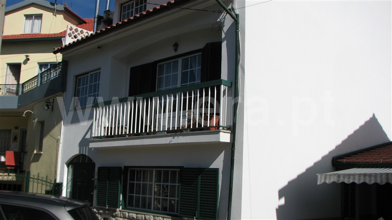 Moradia em Banda T4 / Mangualde, Quintela de Azurara