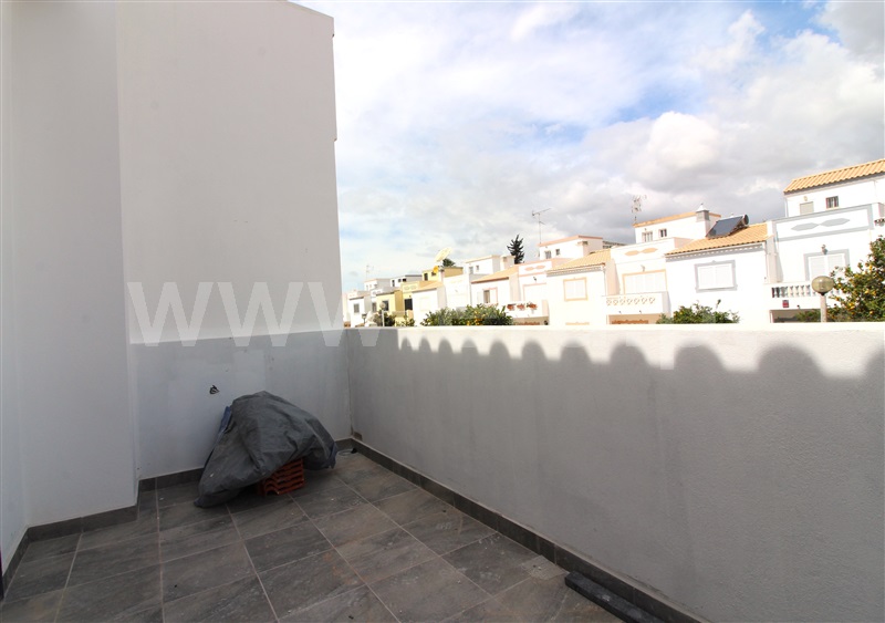 Moradia T4 à venda em Fuseta, Olhão — foto 3