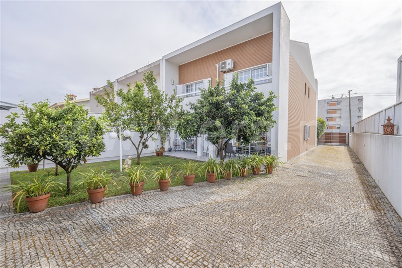 Moradia em Banda T4 com Quintal Santa Maria da Feira, Mozelos - 1500970 - 4