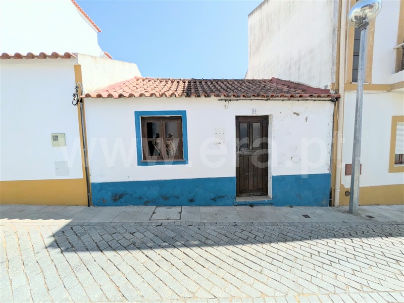 Moradia T4 à venda em Cercal, €145.000