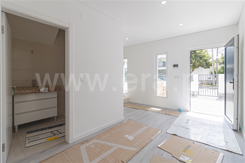 Moradia em Banda T4 Seixal, Pinhal de Frades - 1495729 - 2