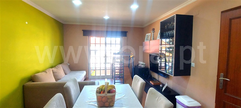 Moradia em Banda T5 / Seixal, Vale de Milhaços