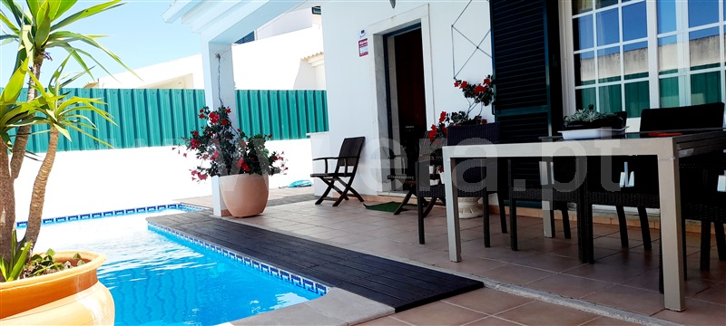 Moradia em Banda T4 / Sesimbra, Sesimbra - Caixas