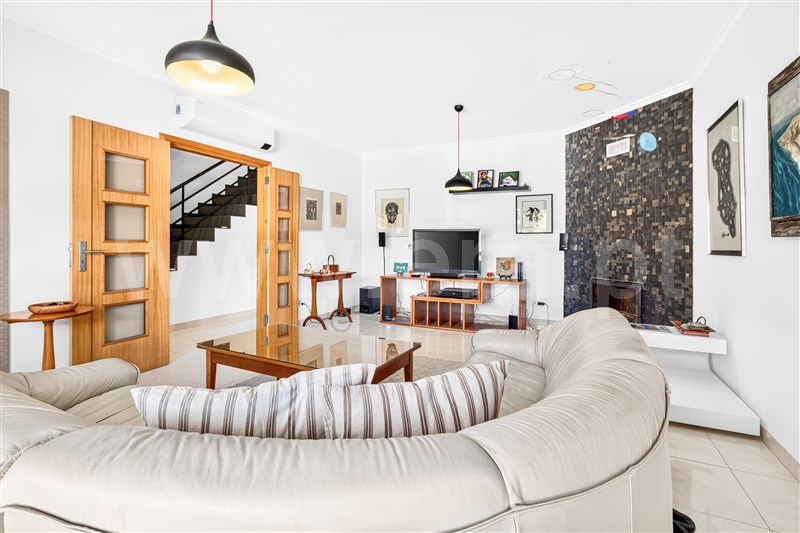 Moradia T4 em Estrada Fonte Salgada, €570.000