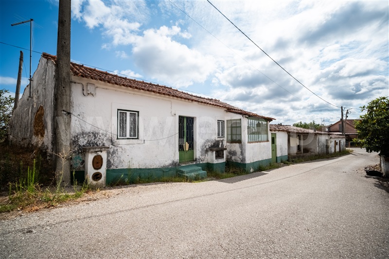 Moradia em Banda T4 / Tomar, São Pedro de Tomar