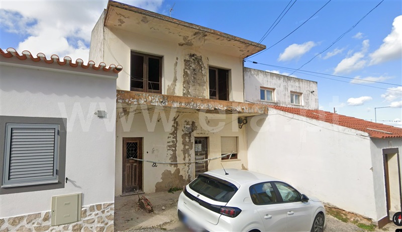 Moradia em Banda T4 / Vila Franca de Xira, Castanheira do Ribatejo e Cachoeiras