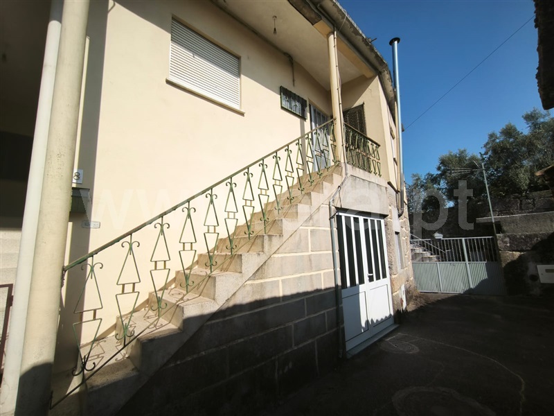 Moradia em Banda T4 Viseu, Silgueiros - 1502457 - 2