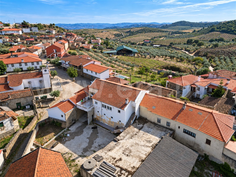 Moradia T5 à venda em Lamas de Orelhão, Mirandela — foto 4