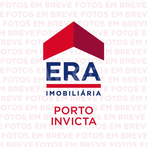 Moradia em Banda T5 / Porto, Cedofeita, Santo Ildefonso, Sé, Miragaia, São Nicolau e Vitória