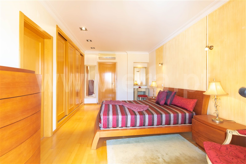 Moradia em Banda T7 Lagoa, Lagoa - 1485805 - 30