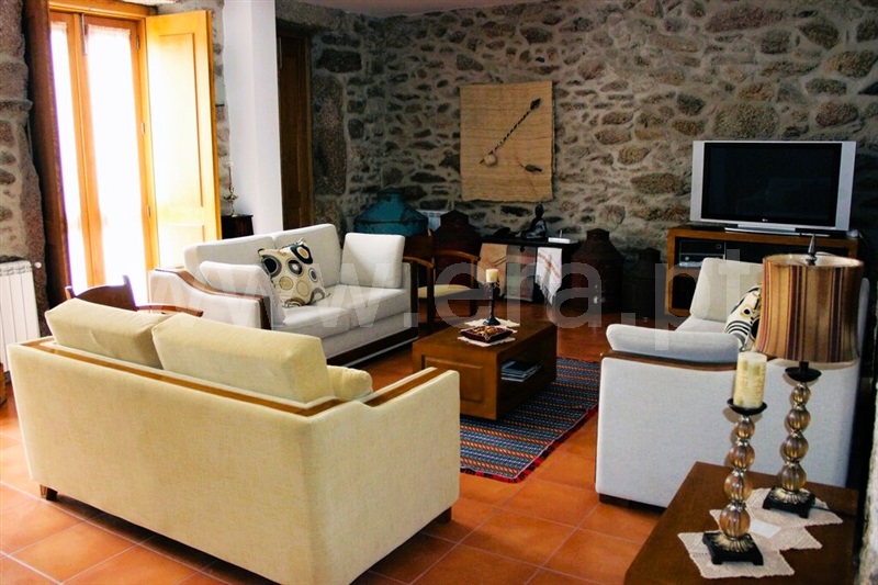 Moradia em Banda T8 Mirandela, Torre de Dona Chama - 1461705 - 3