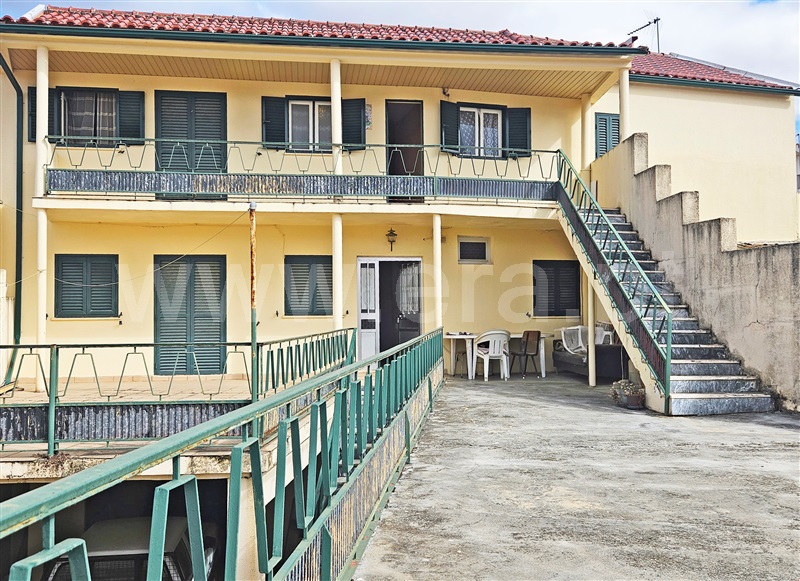 Moradia em Banda T9 / Vila Nova de Foz Coa, Vila Nova de Foz Coa, Guarda