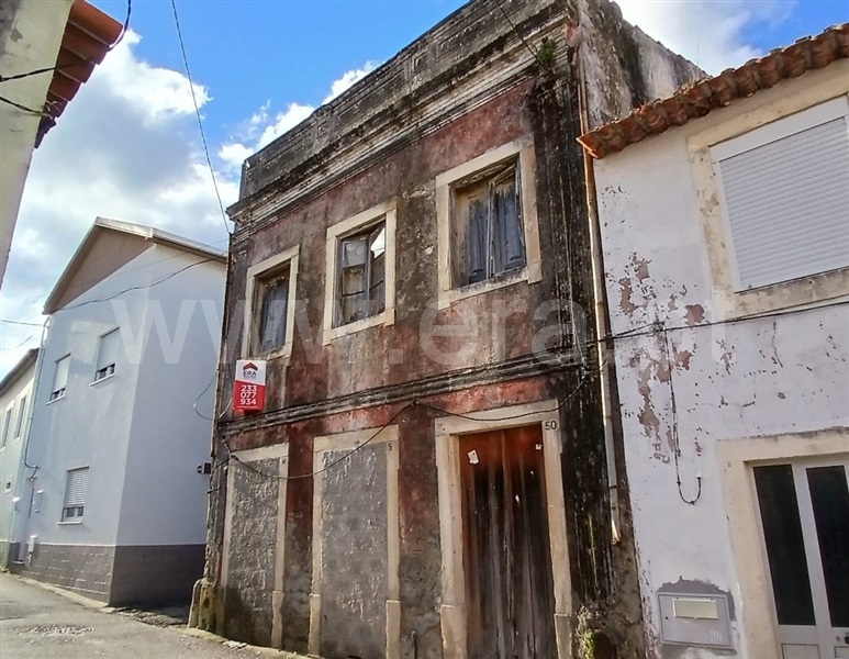 Moradia Estúdio / Montemor-o-Velho, Abrunheira, Verride e Vila Nova da Barca