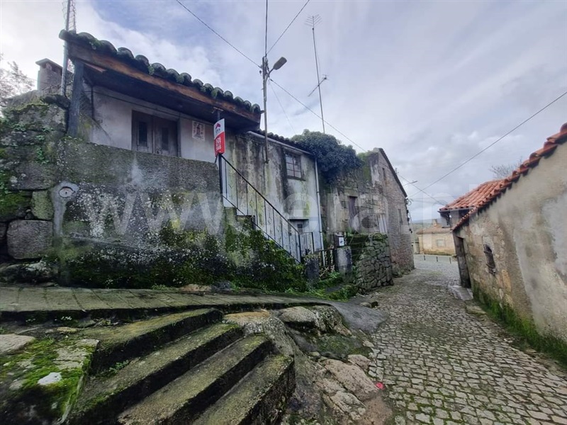 Moradia Geminada  Celorico da Beira, Celorico (São Pedro e Santa Maria) e Vila Boa do Mondego - 1381739 - 6