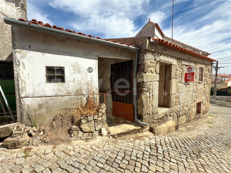 Moradia Geminada  Guarda, - 1502389 - 10