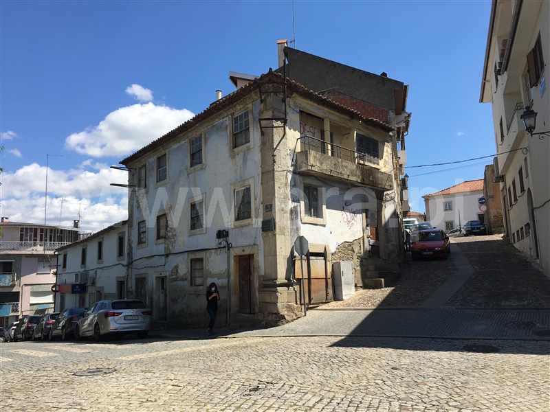 Moradia Geminada / Mirandela, Mirandela