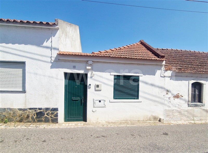 Moradia Geminada T1 / Alenquer, Olhalvo