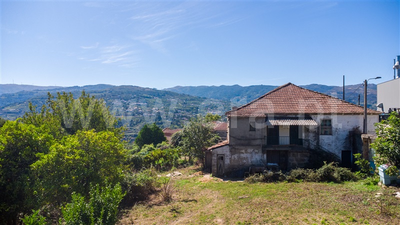 Moradia T1 em Santa Marinha do Zêzere, €120.000