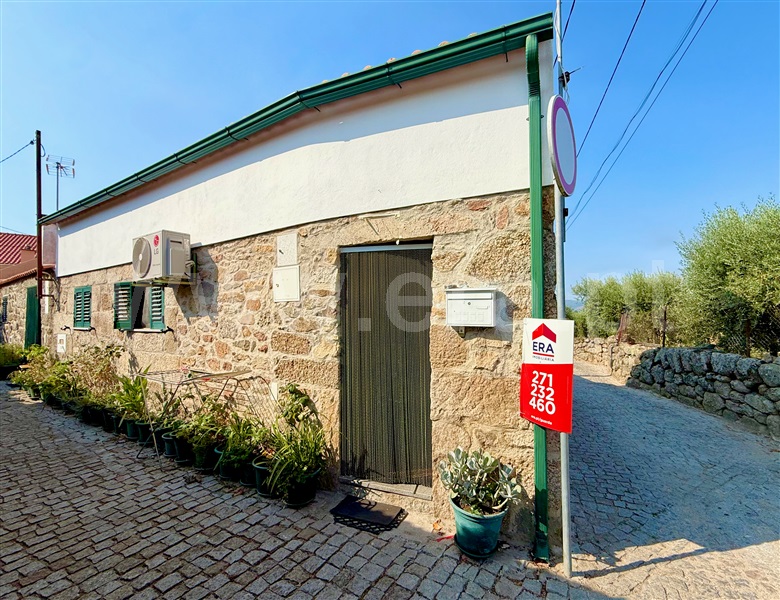 Moradia Geminada T1 / Celorico da Beira, Açores