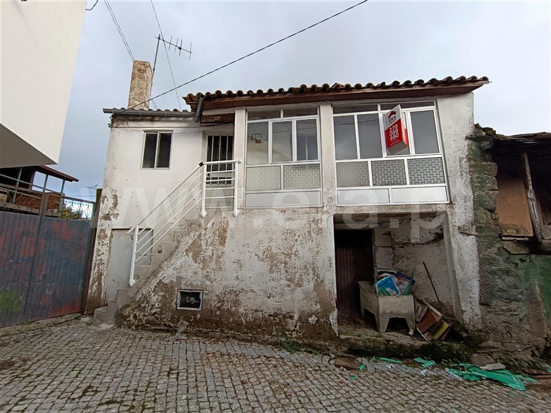 Moradia Geminada T1 / Chaves, Planalto de Monforte (Oucidres e Bobadela)