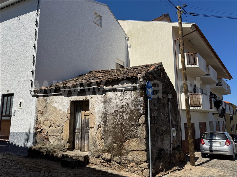 Moradia Geminada T1 Gouveia - 1496903 - 2
