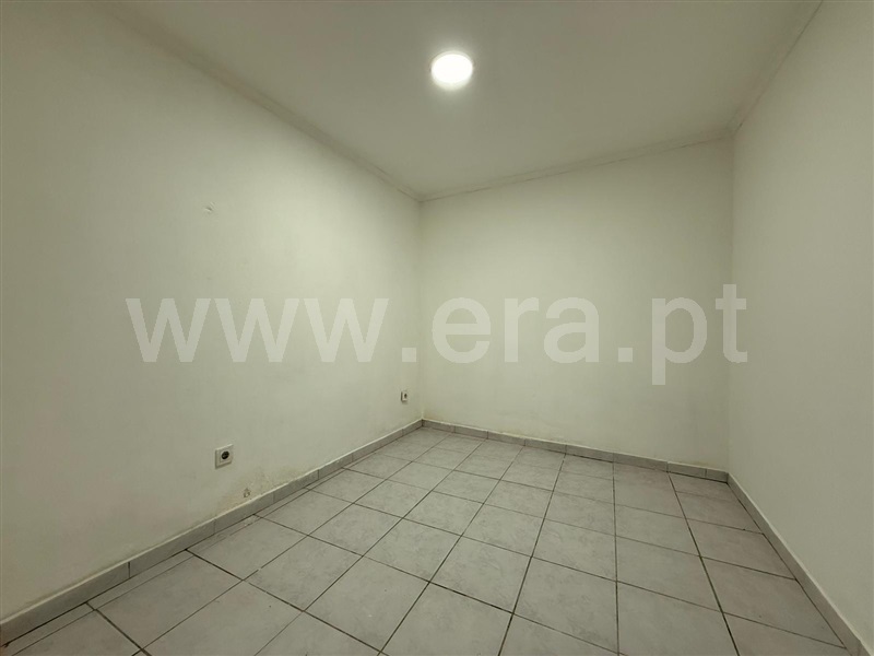 Moradia T1 à venda em Almendra, Vila Nova de Foz Côa, Vila Nova de Foz Côa — foto 2