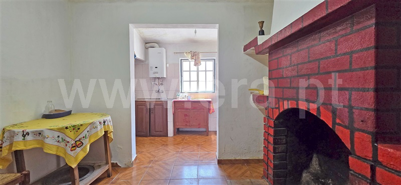 Moradia Geminada T2 Almeida, Almeida - 1484659 - 8