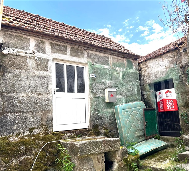 Moradia Geminada T2 / Baião, Viariz