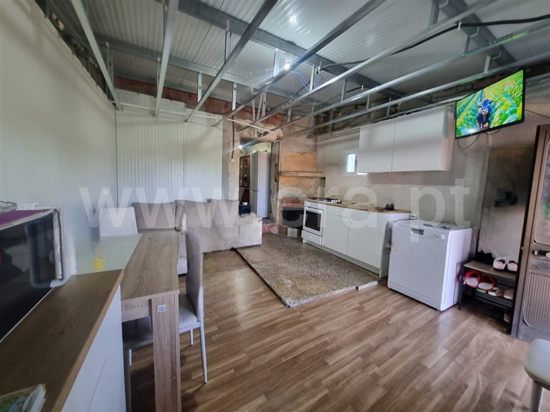 Moradia Geminada T2 / Celorico da Beira, Celorico (São Pedro e Santa Maria) e Vila Boa do Mondego