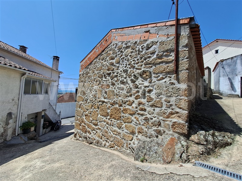 Moradia Geminada T0 Covilhã, Orjais - 1486038 - 6